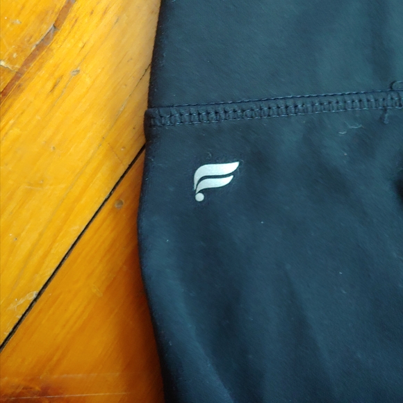 Fabletics Dynamic High-Waisted Lattice 7/8 Powerhold Leggings - Picture 6 of 8